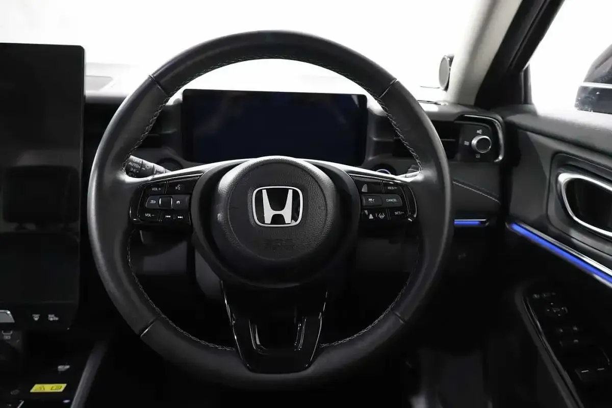 Used Honda e:Ny1 Elegance 150 kW (204 HP) 2024 Red SUV