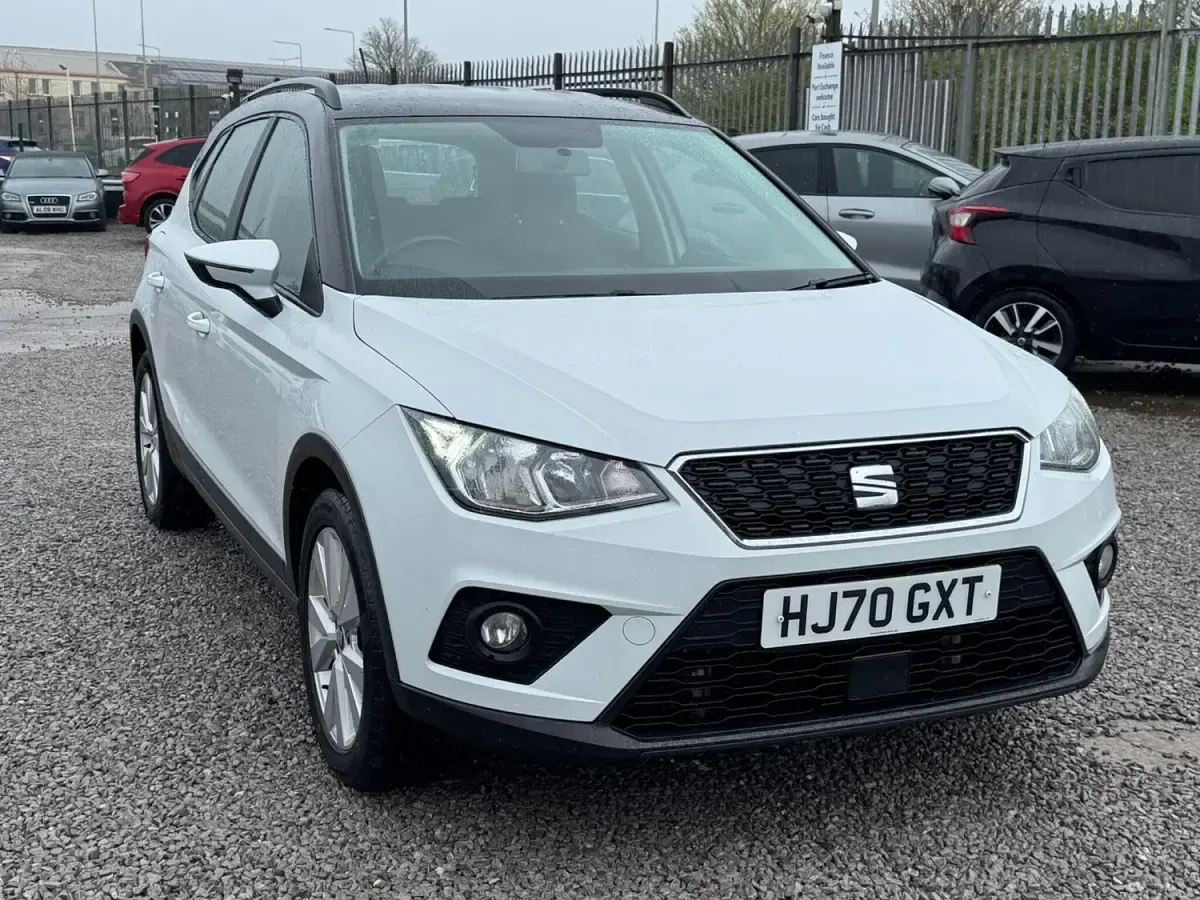 Used Seat Arona SE Technology 115 HP (84 kW) 2020 White SUV