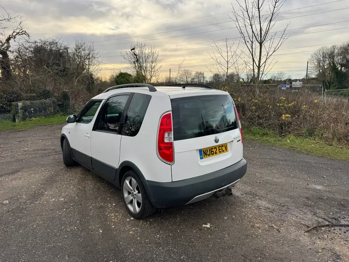 Used Skoda Roomster 2012 White MPV