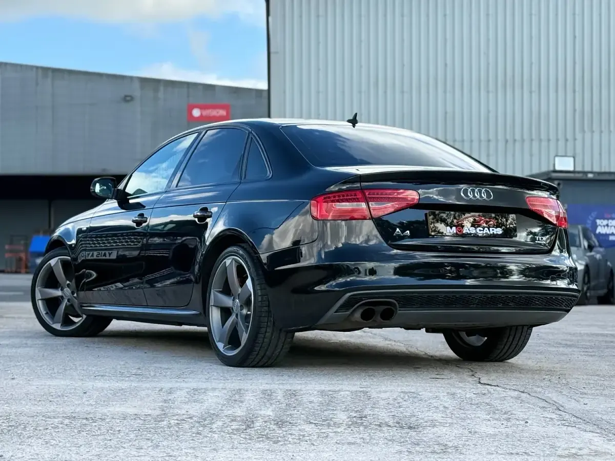 Used Audi A4 Black Edition 177 HP (130 kW) 2014 Black Sedan
