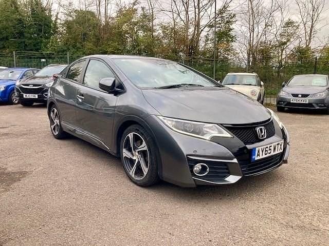 Grey Used 2015 Honda Civic SE Plus Hatchback | £5,500 (Fair price) - Image 1/4