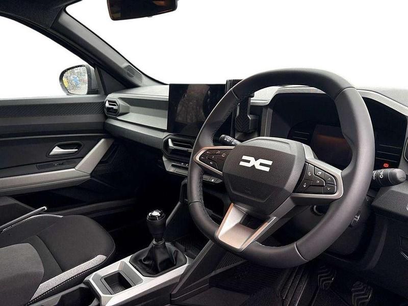 Begagnad Dacia Duster Journey 140 HK (102 kW) 2025 SUV