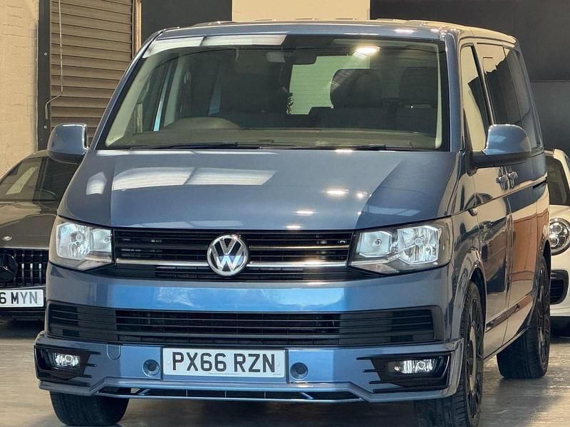 Begagnad VW Transporter Highline 201 HK (147 kW) 2016 Blå Van