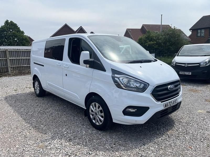 Used Ford Transit Custom Limited 130 HP (95 kW) 2022 White Van