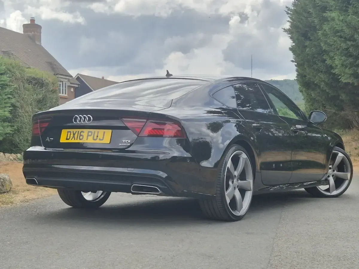 Used Audi A7 Black Edition 272 HP (200 kW) 2016 Black Hatchback