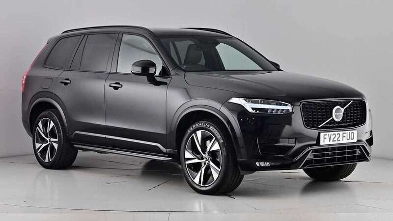 Black Used 2022 Volvo XC90 R-Design SUV | £39,995 (Good price) - Image 1/4