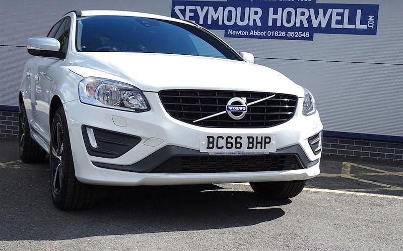 Used 2017 Volvo XC60 R-Design SUV | £20,995 (Super price) - Image 1/4