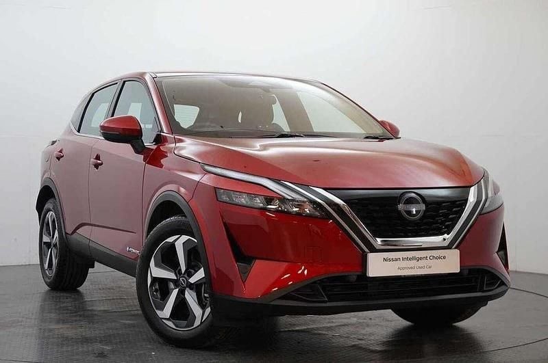 Red Used 2023 Nissan Qashqai Acenta Premium SUV | £20,699 (Super price) - Image 1/3