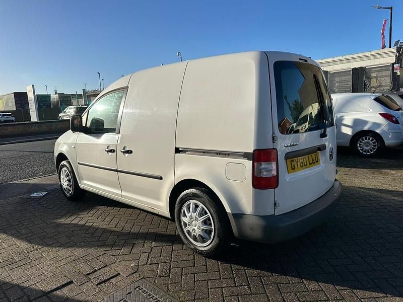 Used VW Caddy 69 HP (50 kW) 2010 White MPV