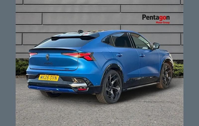 Used Renault Rafale 300 HP (220 kW) 2025 Other SUV