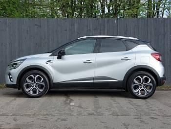 Usado Renault Captur Techno 160 HP (117 kW) 2023 Prateado SUV