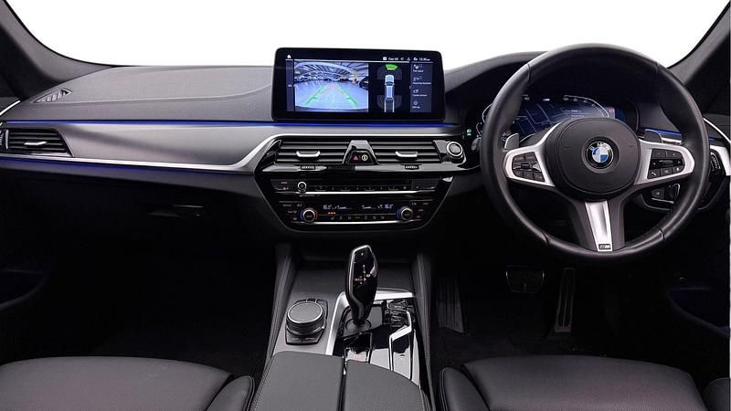 Used BMW 520 M Sport 181 HP (133 kW) 2024 Grey Estate