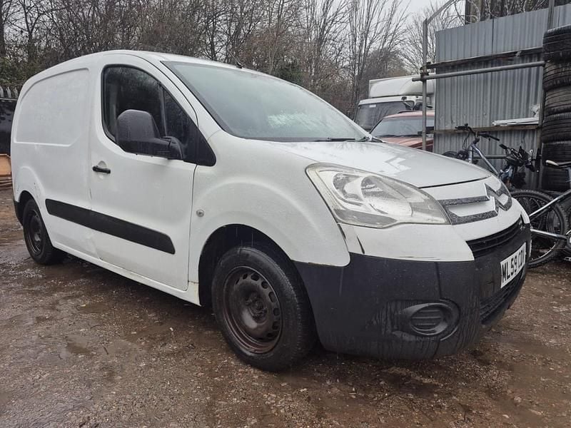 White Used 2009 Citroën Berlingo MPV | £1,195 - Image 1/4