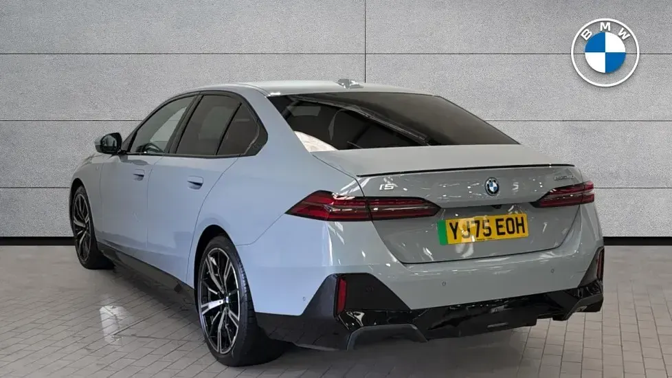 Used BMW i5 M Sport 246 kW (335 HP) 2025 Grey Sedan