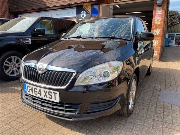 Black Used 2015 Skoda Fabia SE Hatchback | £4,995 (Good price) - Image 1/1