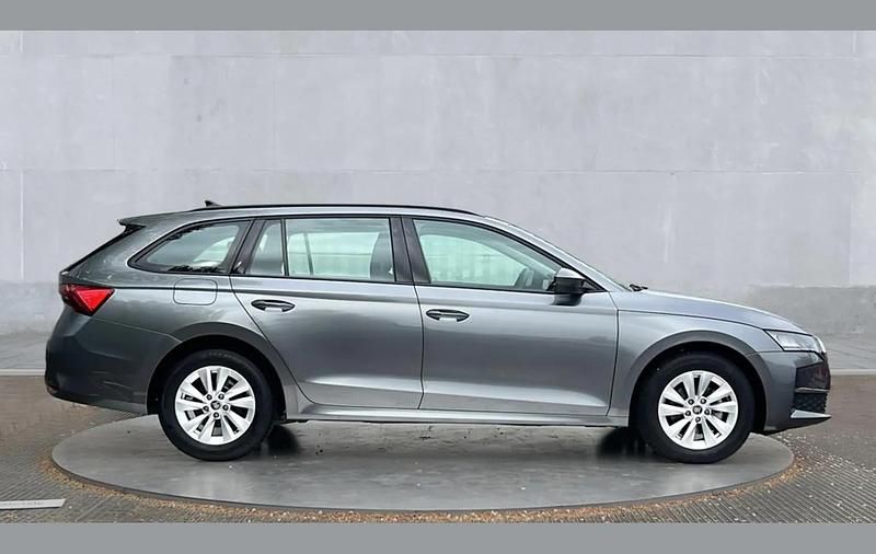Used Skoda Octavia SE Technology 150 HP (110 kW) 2025 Grey Estate