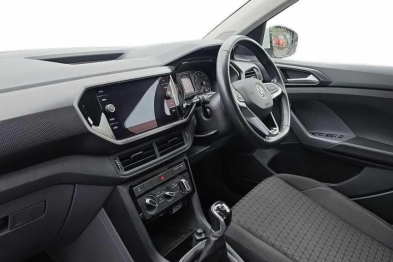 Used VW T-Cross SE 115 HP (84 kW) 2020 White SUV