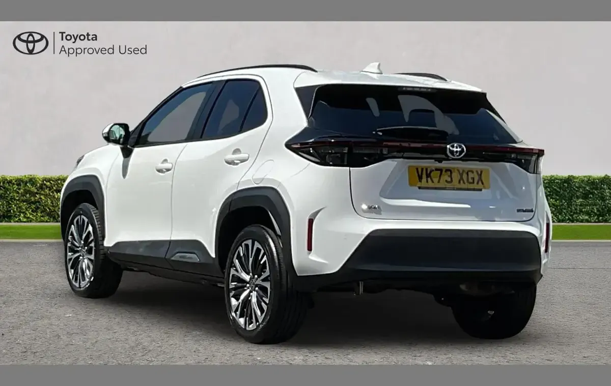 Used Toyota Yaris Cross 113 HP (83 kW) 2023 White SUV