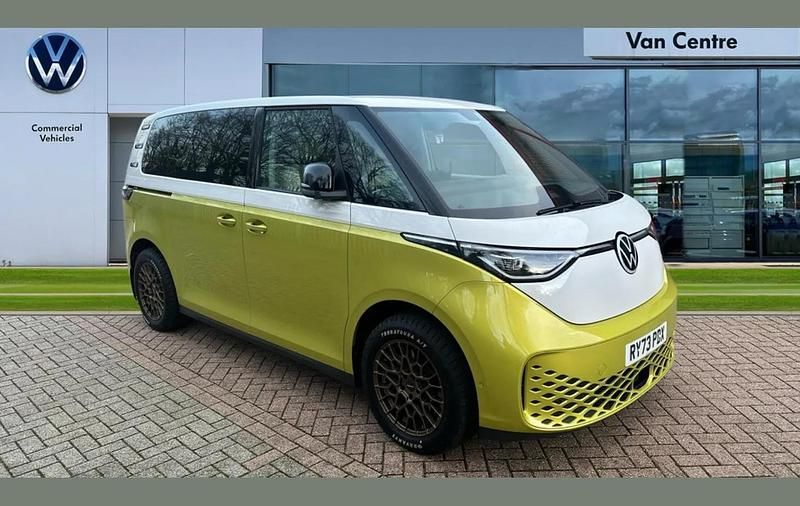 Usado VW ID. Buzz Pro 147 kW (200 HP) 2023 Branco Monovolume