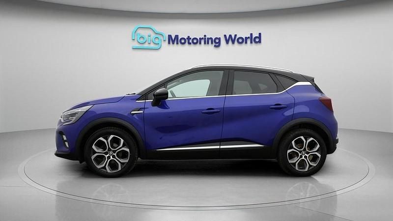 Used Renault Captur Techno 90 HP (66 kW) 2022 Blue/black SUV