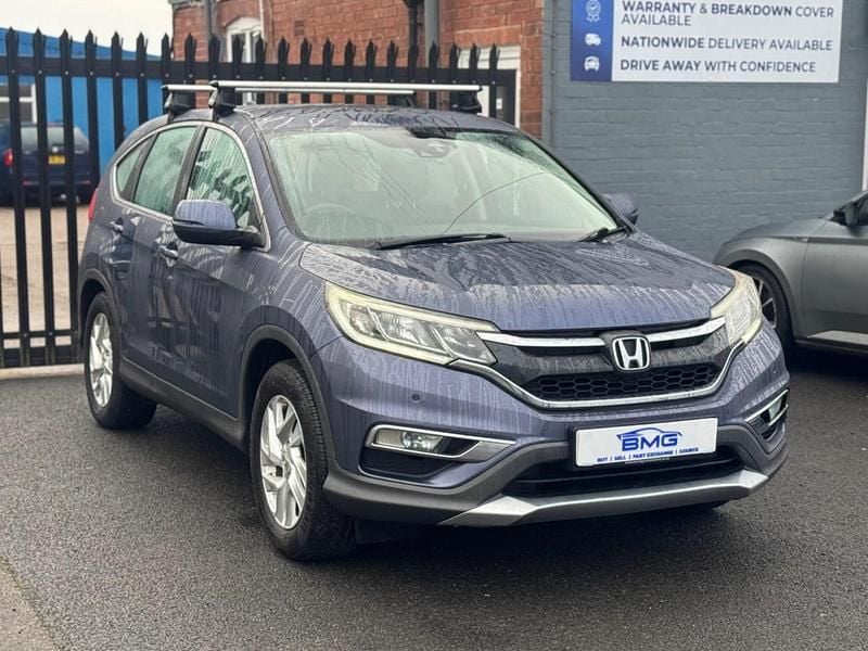 Blue Used 2015 Honda CR-V SE SUV | £6,099 (Fair price) - Image 1/4