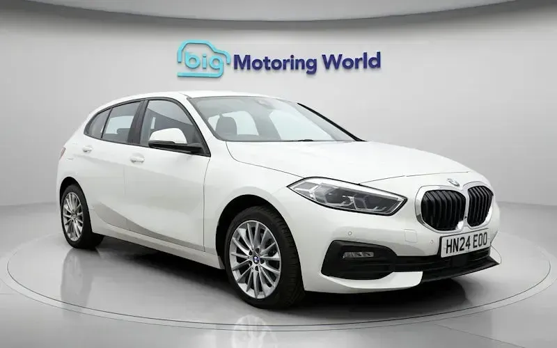 Used BMW 116 116 HP (85 kW) 2024 White Hatchback