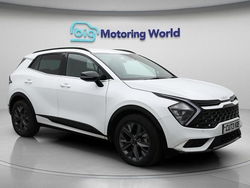 White Used 2024 Kia Sportage GT-Line SUV | £25,400 (Super price) - Image 1/4