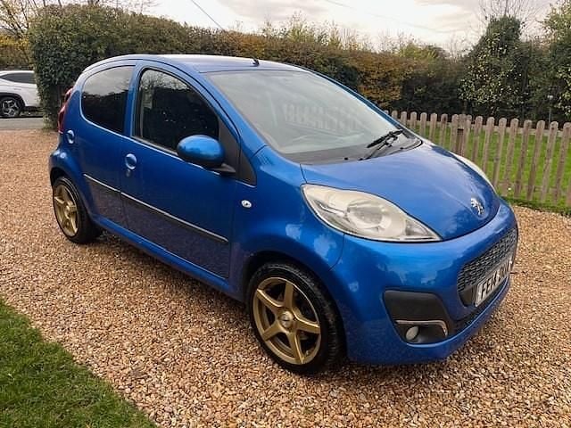 Blue Used 2014 Peugeot 107 Active Hatchback | £3,950 (Fair price) - Image 1/4