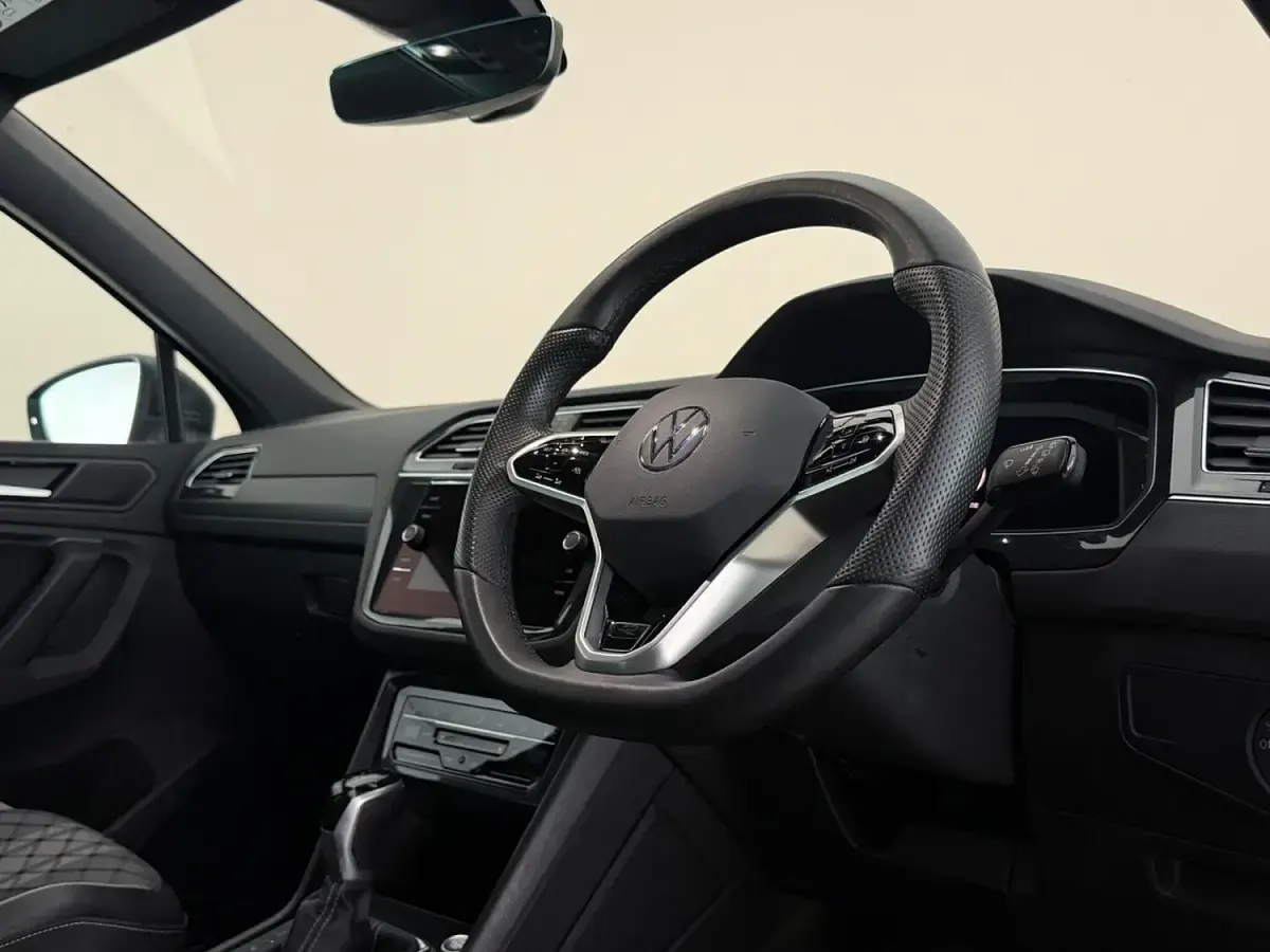 Used VW Tiguan R-line 150 HP (110 kW) 2021 Grey SUV