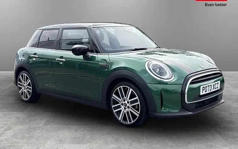 Used Mini Cooper Exclusive 136 HP (100 kW) 2023 Hatchback