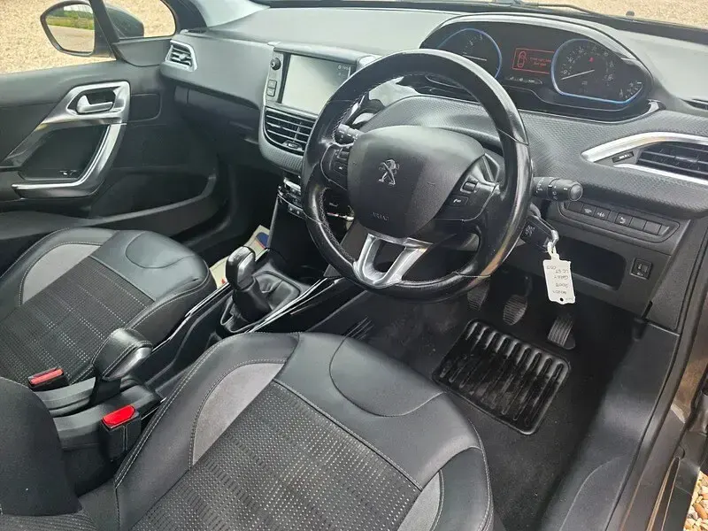 Used Peugeot 2008 Allure 2018 Grey SUV