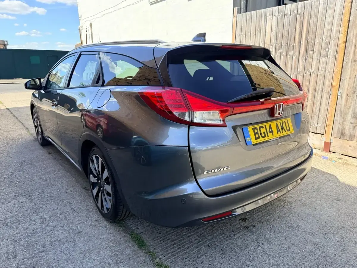 Used Honda Civic SR 2014 Grey Estate