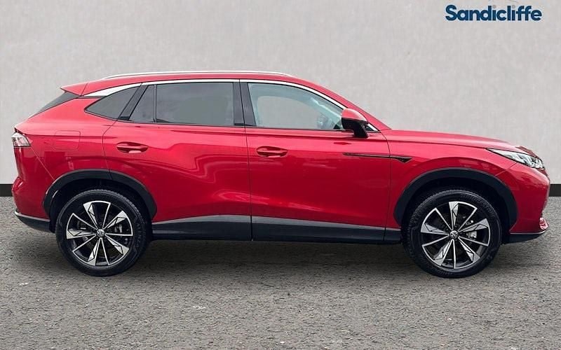 Used MG HS Trophy 170 HP (125 kW) 2024 Tri coat  dynamic red SUV