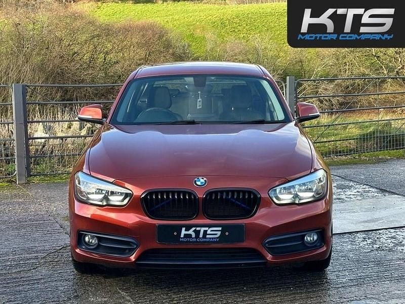 Used BMW 118 Sport Line 136 HP (100 kW) 2018 Orange Hatchback