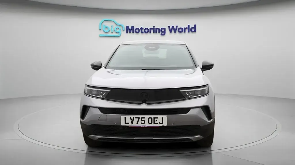 Second-hand Vauxhall Mokka Ultimate 130 CP (95 kW) 2025 Gri SUV