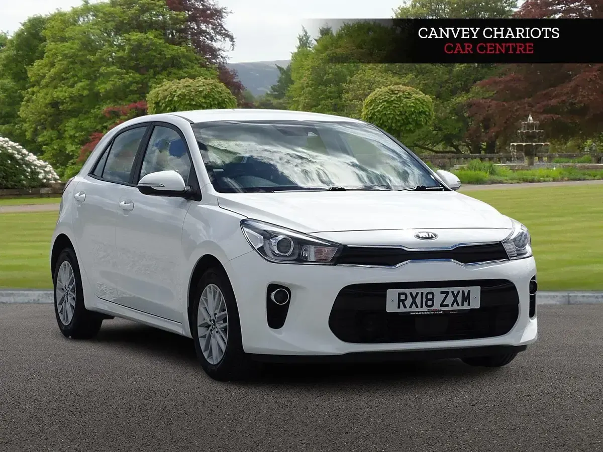 Begagnad Kia Rio 83 HK (61 kW) 2018 Vit Halvkombi