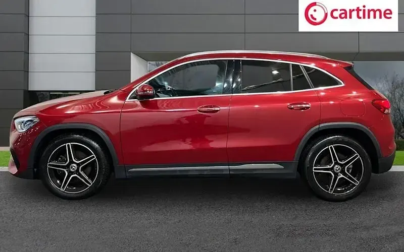 Used Mercedes GLA220 AMG line 190 HP (139 kW) 2022 Red SUV