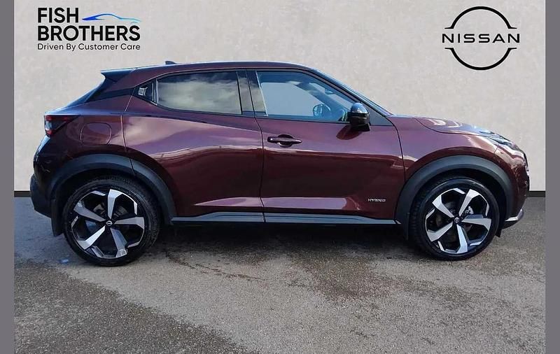Used Nissan Juke Tekna 143 HP (105 kW) 2023 Red SUV