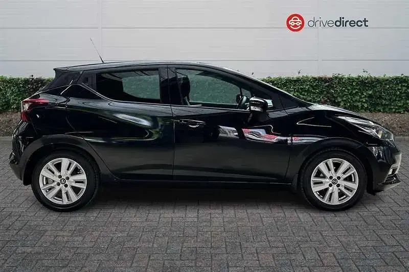 Usado Nissan Micra Acenta 100 HP (73 kW) 2020 Preto Citadino