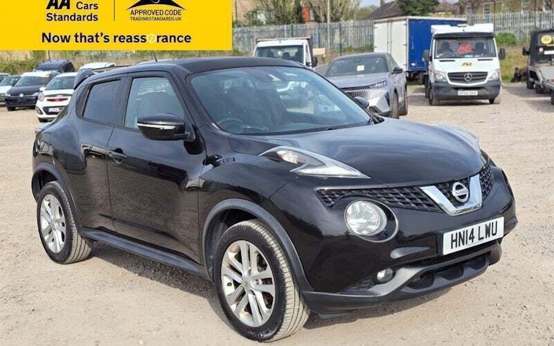 Black Used 2014 Nissan Juke Acenta Premium SUV | £7,280 (Fair price) - Image 1/4