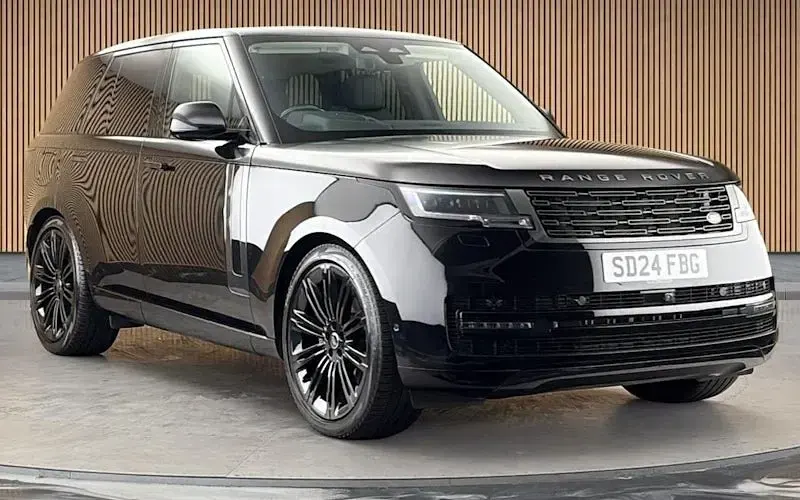 Used Land Rover Range Rover HSE 300 HP (220 kW) 2024 SUV