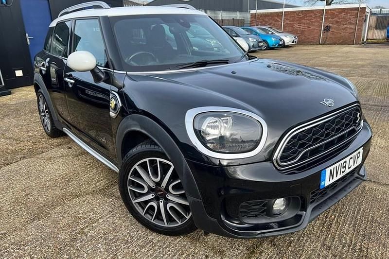 Used Mini Cooper S Countryman Sport 221 HP (162 kW) 2019 Black SUV