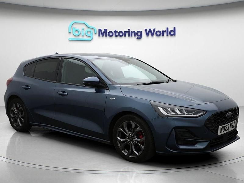 Blue Used 2023 Ford Focus ST-Line Hatchback | £13,000 (Good price) - Image 1/4