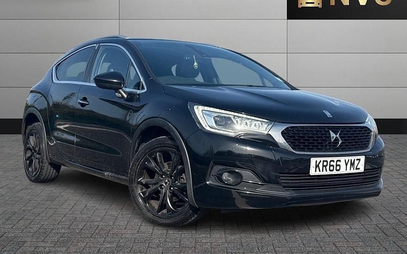 Used DS Automobiles DS4 120 HP (88 kW) 2017 Black Hatchback