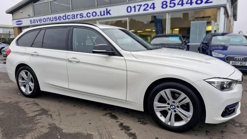 Used BMW 318 Sport Line 2018 White Estate
