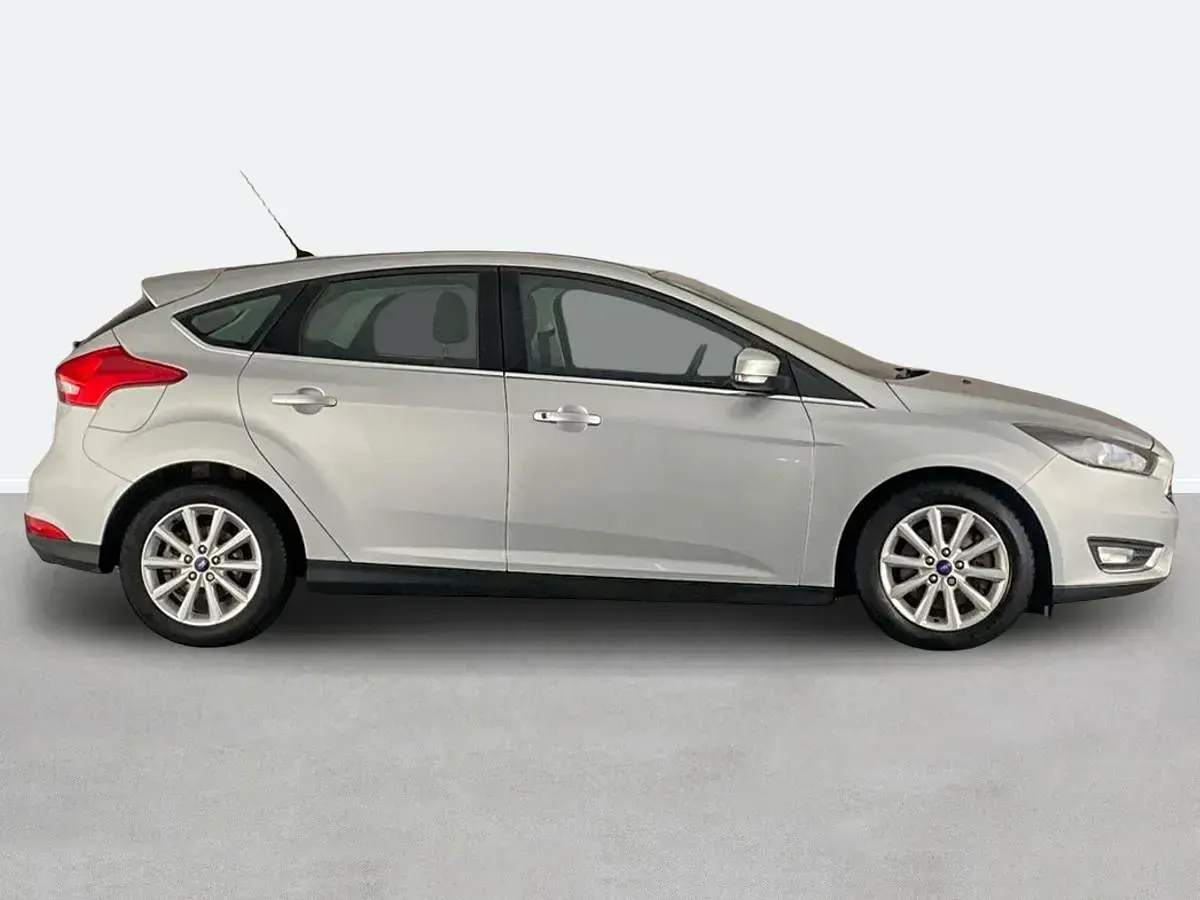 Used Ford Focus Titanium 2016 Silver Hatchback