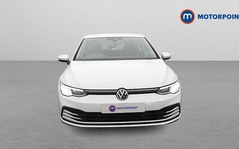 Used VW Golf VIII Life 131 HP (96 kW) 2024 Hatchback