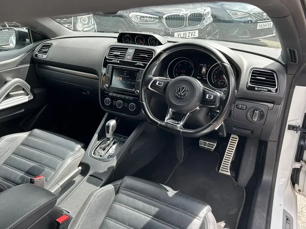 Used VW Scirocco Black Edition 184 HP (135 kW) 2016 White Coupe