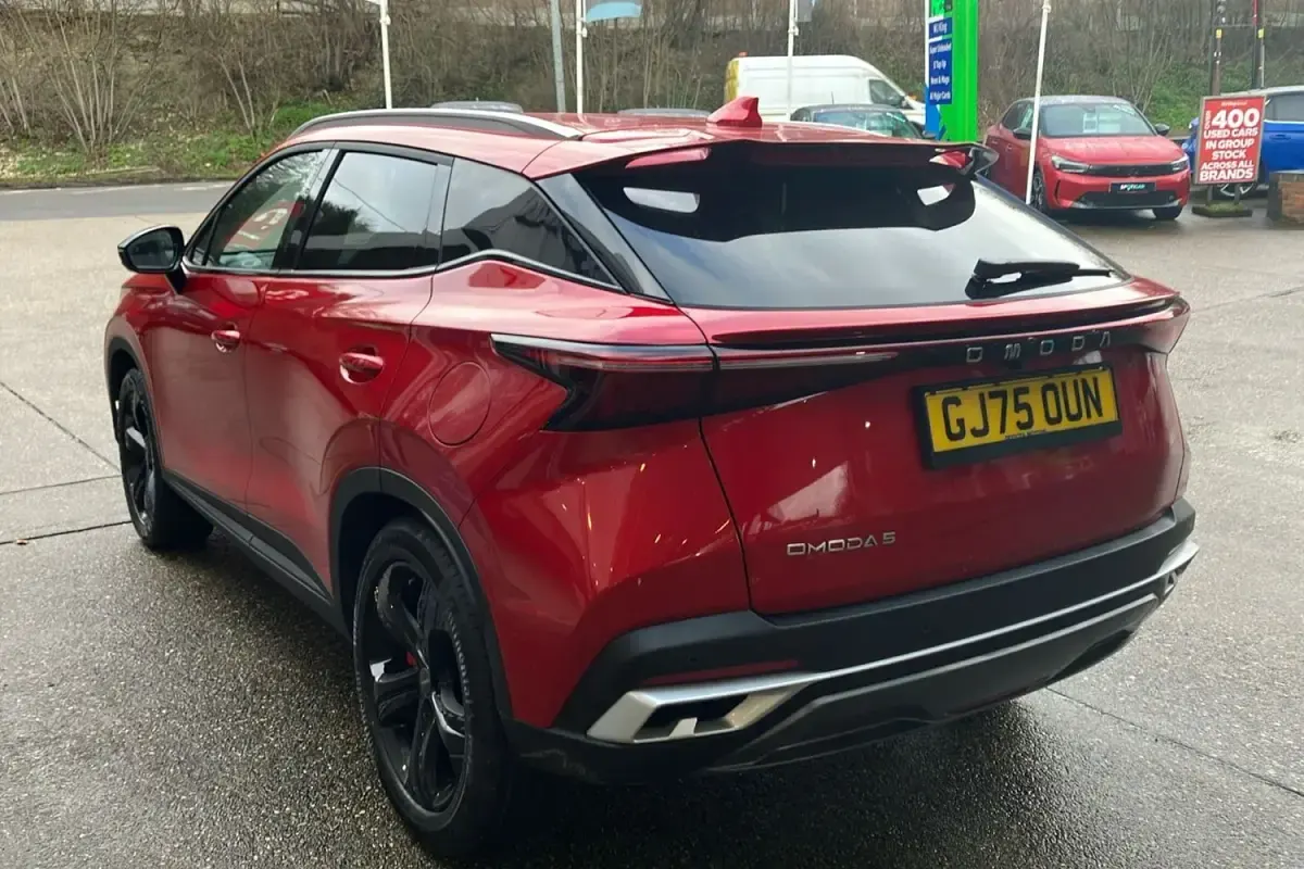 Used Omoda 5 147 HP (108 kW) 2025 Red SUV