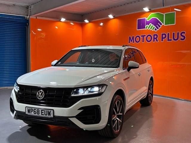 Used VW Touareg R-line 286 HP (210 kW) 2018 White SUV